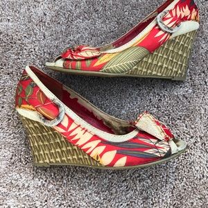 Red Tropical print and ratan wedges